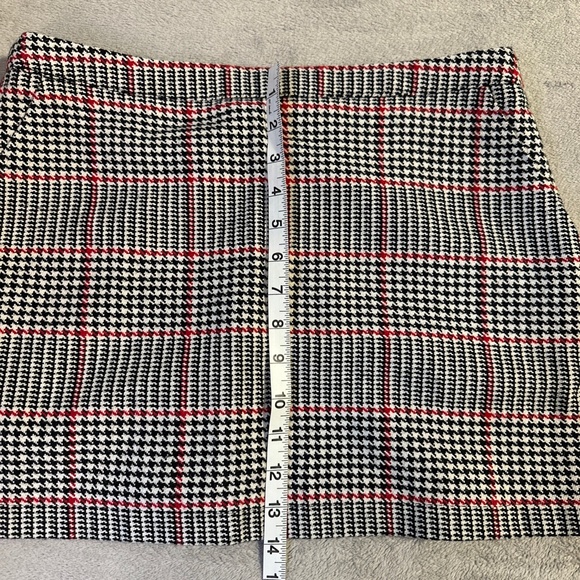Plaid Skirt Mini Size Large Skort Black White Red Pockets Taylor Forever 21 - Picture 8 of 9